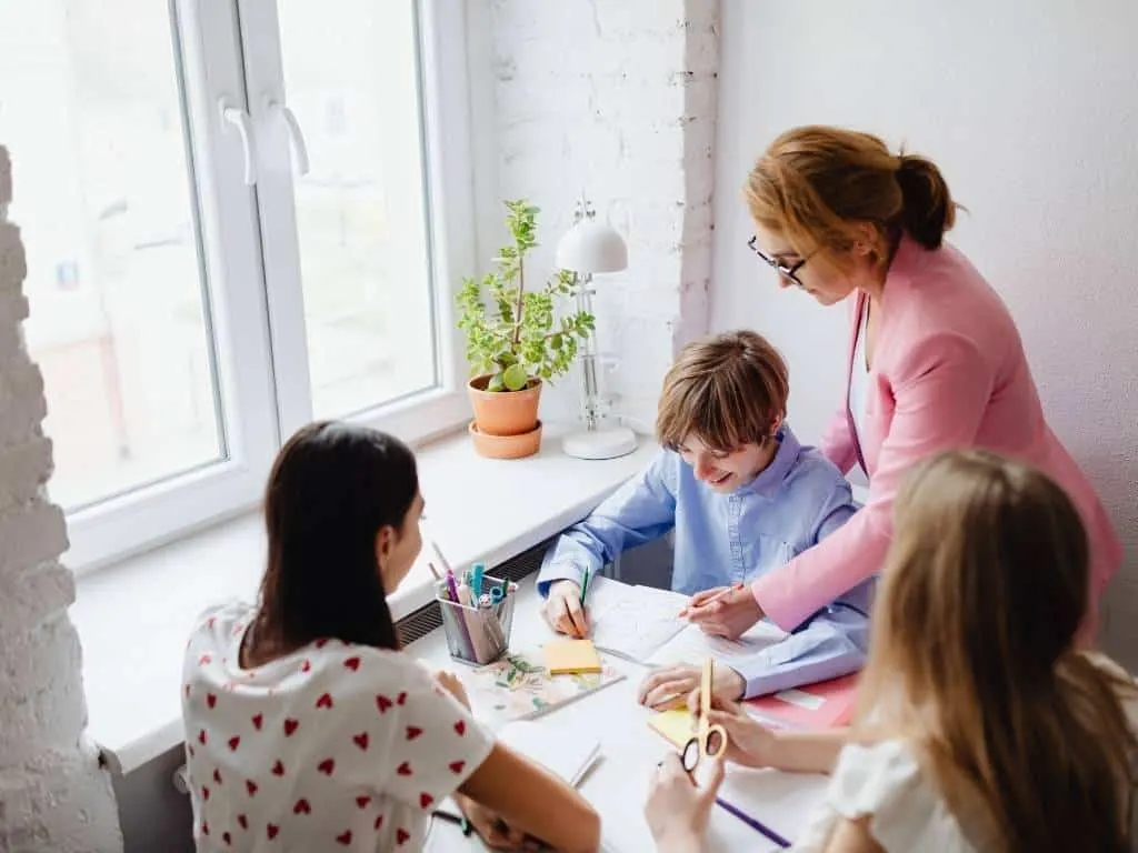 Proyecto educativo de centro, partes de un PEC Partes de un PEC, Proyecto educativo de centro
